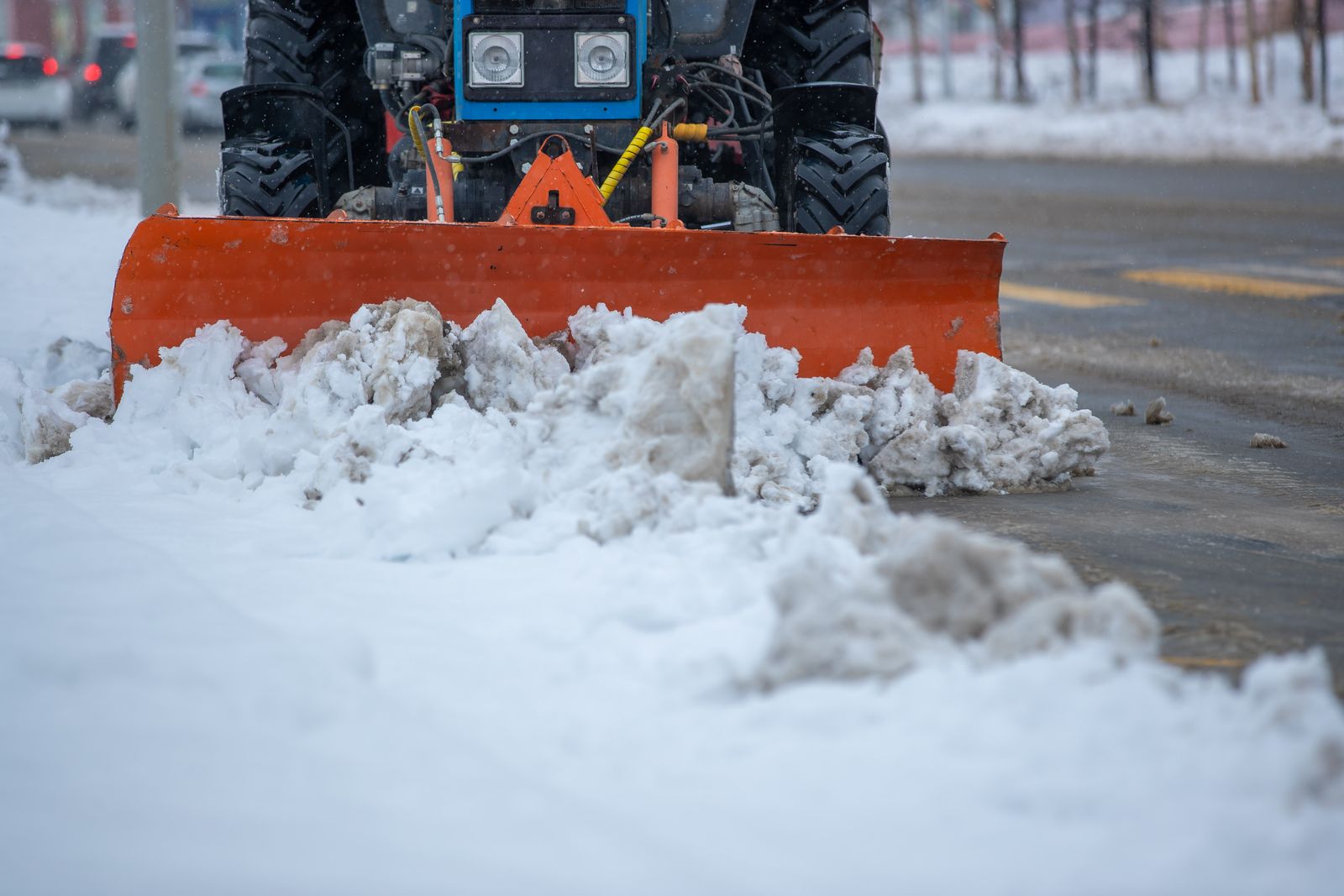 How to Bid Commercial Snow Removal Contracts: From Site Walk to Signed Deal