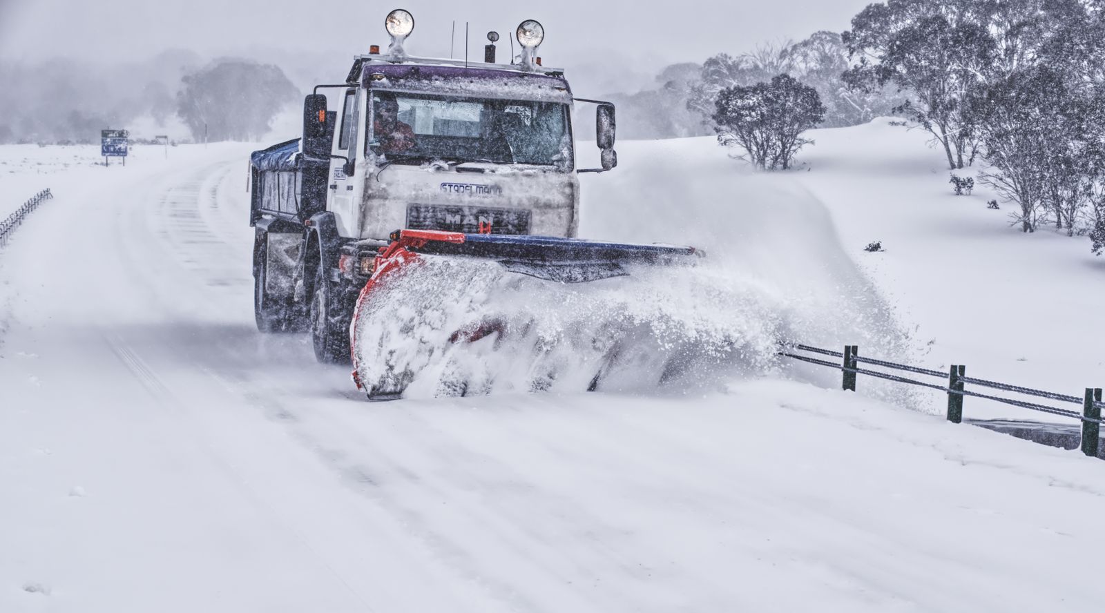 Facebook & Instagram Ads for Snow Removal: Sell Contracts Before It Snows